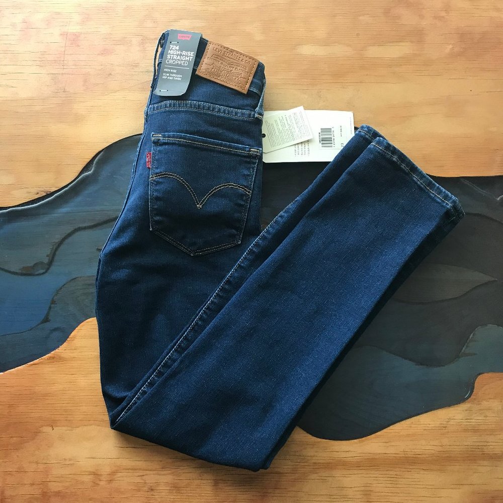 Levi’s 724 High Rise Straight Cropped